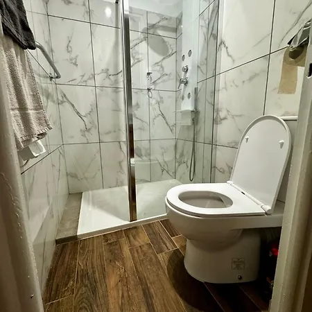 De La Gare Otel 3*