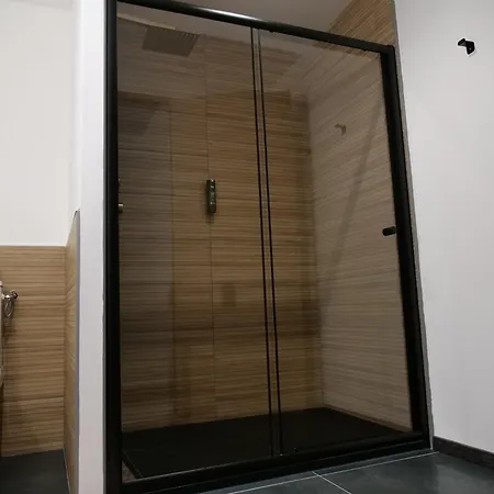 Logis De La Gare Hotel