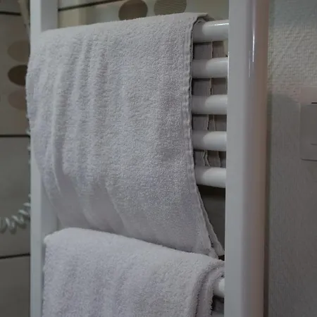 Hotel Logis De La Gare