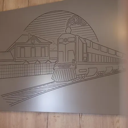 ホテル Logis De La Gare 3*