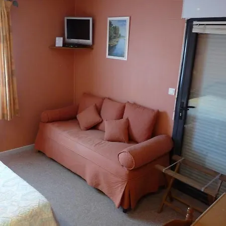 Hotel Logis De La Gare 3*